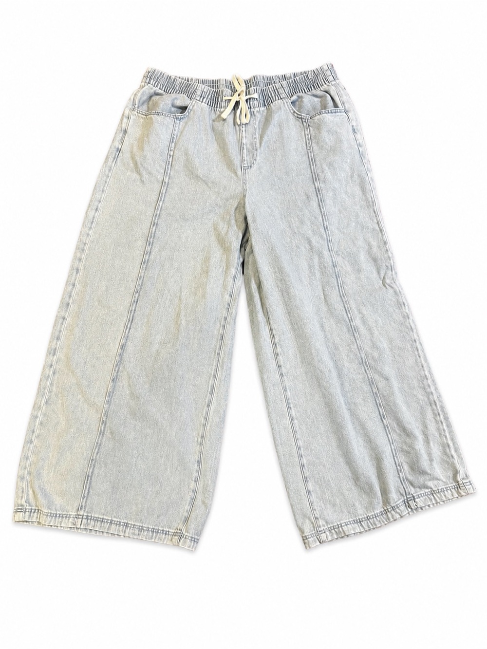 Universal Thread XXL Light Wash Wide Leg Pull-On Jeans Drawstring Waist